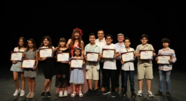 Alanya’da genç yazarlar ödüllendirildi