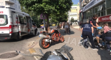 Alanya’da otomobil ile motosiklet çarpıştı: 1 yaralı