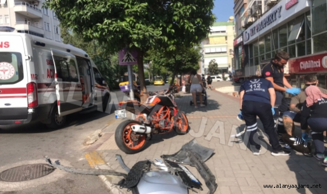 Alanya’da otomobil ile motosiklet çarpıştı: 1 yaralı