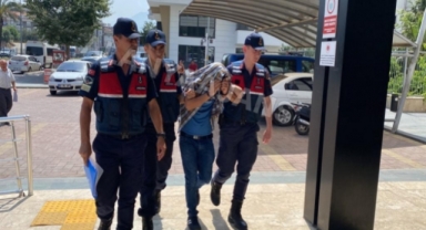 Alanya’da Rus turistin 800 TL’sini gasp eden şüpheli serbest!