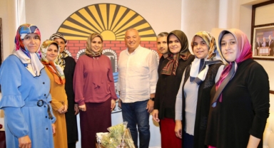 Başkan Şahin, Güzelbağ sakinleriyle yapılacak projeleri değerlendirdi