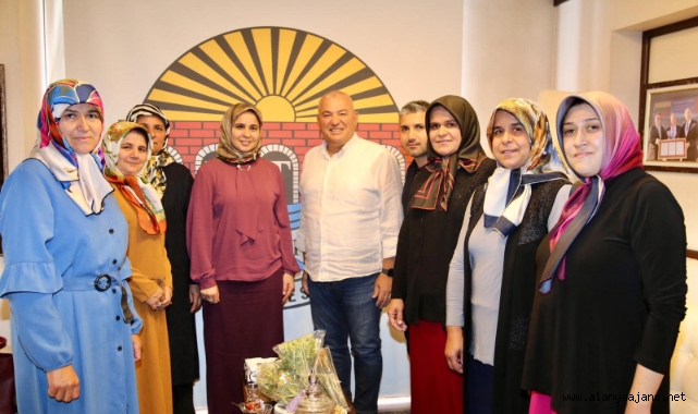Başkan Şahin, Güzelbağ sakinleriyle yapılacak projeleri değerlendirdi