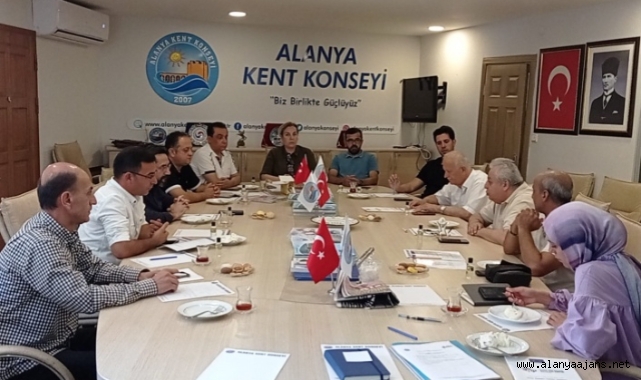 Özcan: ‘Alanya, Alanya’dan yönetilmeli’