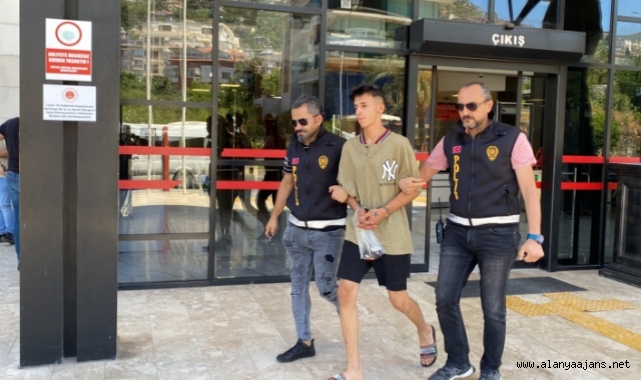 Alanya’da 10 yıl hapis cezasıyla aranan şahıs polis tarafından yakalandı