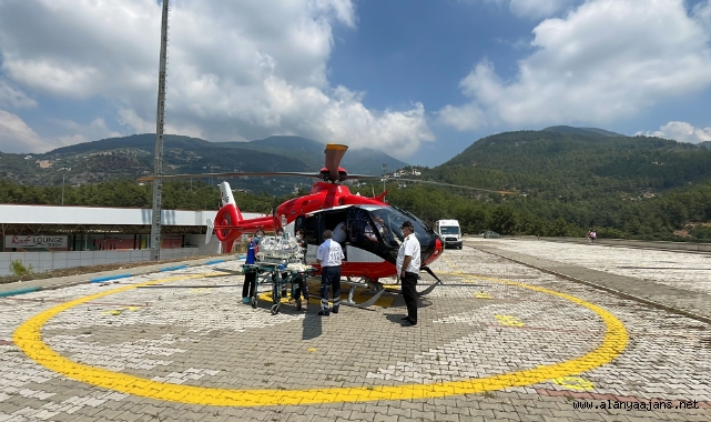 Alanya'da ambulans helikopter prematüre bebek için havalandı