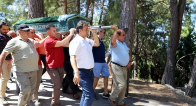 Alanya’da okul yaptıran hayırsever son yolculuğuna uğurlandı