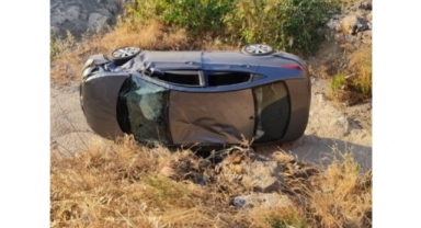 Alanya’da otomobil köprüden uçtu