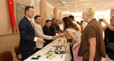 Alanya’da resmi bayramlaşma töreni gerçekleştirildi