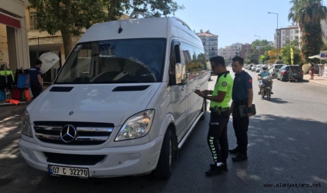 Alanya’da servis araçlarına sıkı denetim