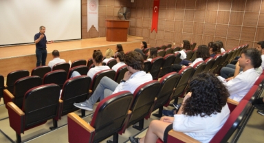 Alanya’daki intörnlere uyum semineri