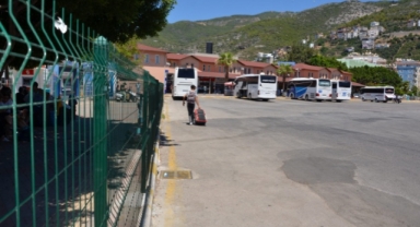 Alanya Otogarı’nda güvenlik çemberi oluşturuldu