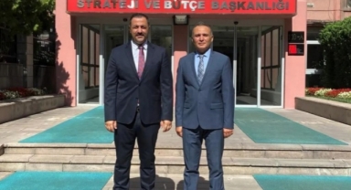 ALKÜ Rektörü Ekrem Kalan’dan Ankara çıkarması