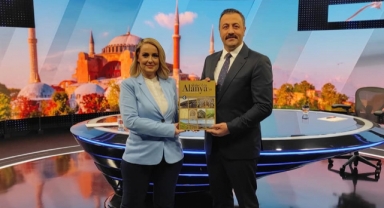 Rektör Kalan aday öğrencilere ALKÜ’yü anlattı