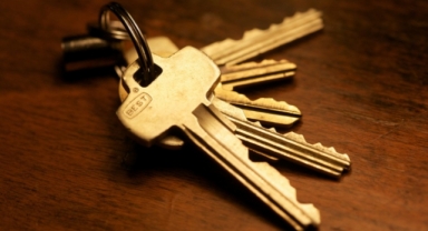 Alanya’da kiracısı için kimlik bildirimi yapmayan Rus vatandaşına 26 bin TL ceza!