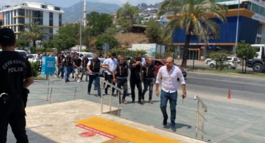 Alanya'da polisten suç örgütüne operasyon: 9 gözaltı