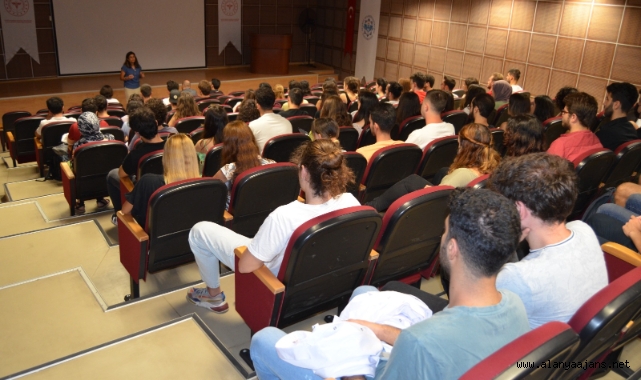 ALKÜ'nün stajyer doktorları hekimlik eğitimine başladı