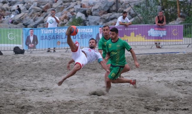 Kumda şampiyon Alanya Belediyespor