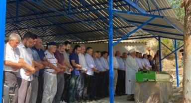 AK Partili Çelik’in babaannesi son yolculuğuna uğurlandı