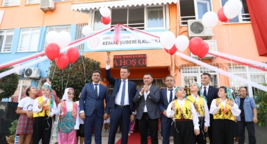 Alanya’da bugün 62 bin öğrenci ders başı yaptı
