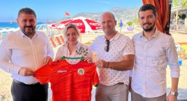 ALTSO Başkan Adayı Bilal Gömeç ekibini büyütmeyi sürdürüyor