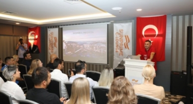 Başkan Yücel emlak sektörü temsilcileriyle bir araya geldi