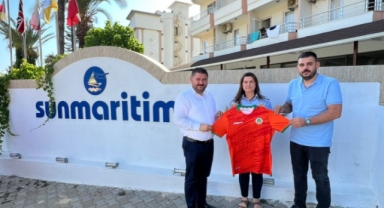 Gömeç: Kadınlar bizim en güçlü yol göstericimizdir