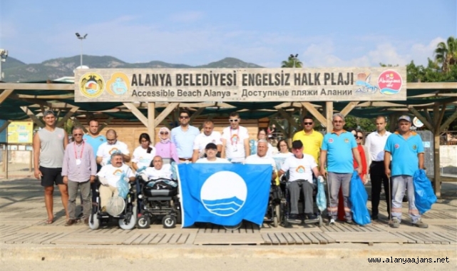 Alanya Belediyesi’nden Engelsiz Halk Plajı’nda anlamlı etkinlik