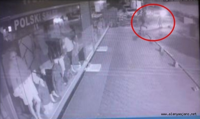 Alanya’da deri mağazasına molotoflu saldırı