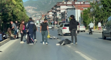 Alanya’da motosiklet ile bisiklet çarpıştı: 2 yaralı