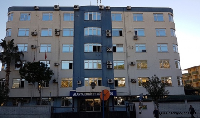 Alanya'da polis memuru Bakan Soylu'ya hakaretten tutuklandı