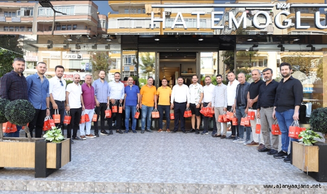 ALTSO Başkan adayı Gömeç ve ekibinden esnafa kandil simiti ikramı