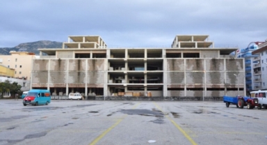 Mahmutlar AVM’nin 20 yıllığına kiralanması kabul edildi