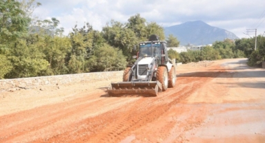 Oba’da asfalt çalışmaları hız kesmiyor