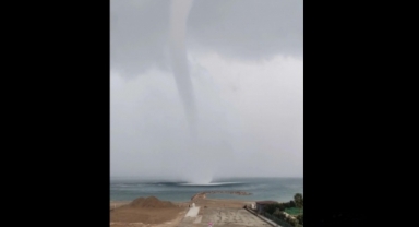 Alanya’da denizde hortum çıktı