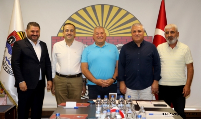 ALTSO seçimlerinde alkışlar Şahin'e