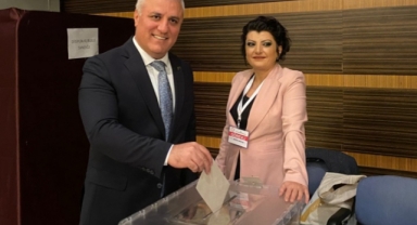 Eray Erdem, ‘Çiçek göndermeyin LÖSEV'e bağış yapın’