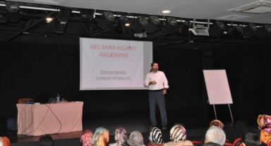 Uzman psikolog Alanya’da din görevlileriyle buluştu