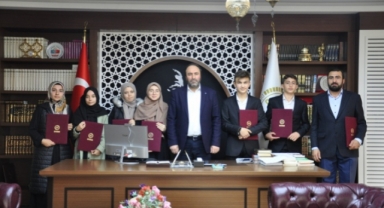 Alanya’da hafızlar belgelerine kavuştu