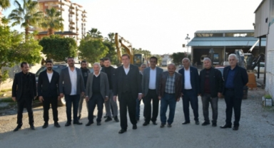 MHP’den Mahmutlar esnafına ziyaret