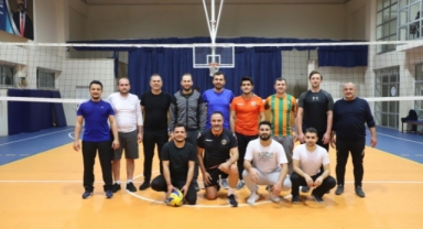 Toklu gençlerin isteğini kırmadı