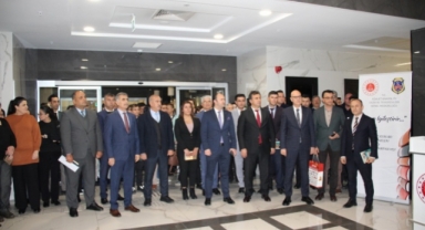 Alanya Adliyesi'nde kitap bağışı kampanyası