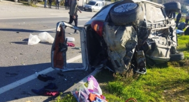 Alanya'da iki otomobilin çarpıştığı kazada 1 kişi öldü