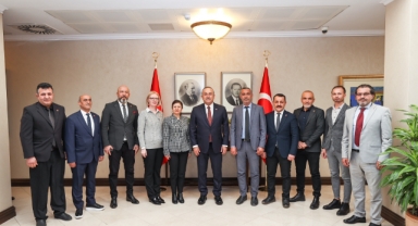 Bakan Çavuşoğlu AGC yönetimini ağırladı