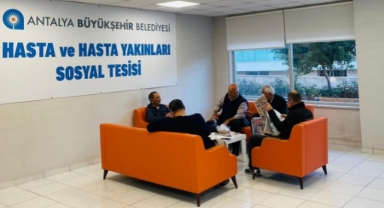 Büyükşehir Alanya’da hasta ve yakınlarını evinde hissettiriyor