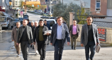 MHP’den Cikcilli esnafına ziyaret