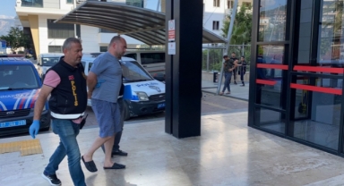 Alanya’da 2 çocuğunu öldüren katil baba hakim karşısında