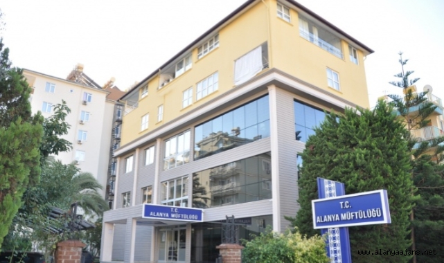 Alanya depremzedeler için ‘İyilikleriniz Sıcak Bir Yuva Olsun’ kampanyası başladı