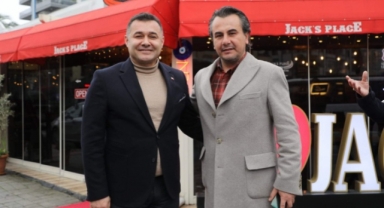 Mahmutlarspor Kulübü'nden Alanya Belediyesi'nin Çadır Kampanyası'na destek