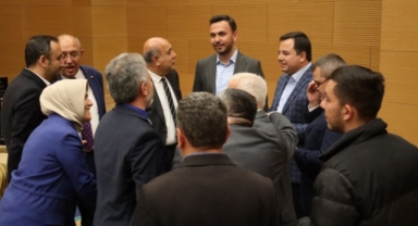 Ak Parti'de seçim startı verildi