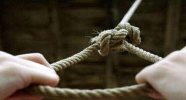 Alanya’da 63 yaşındaki adam kendini asarak intihar etti